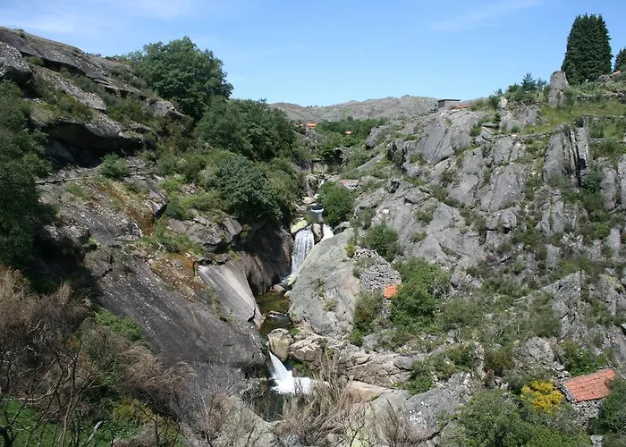 Летний дом Cantinho Do Cantador